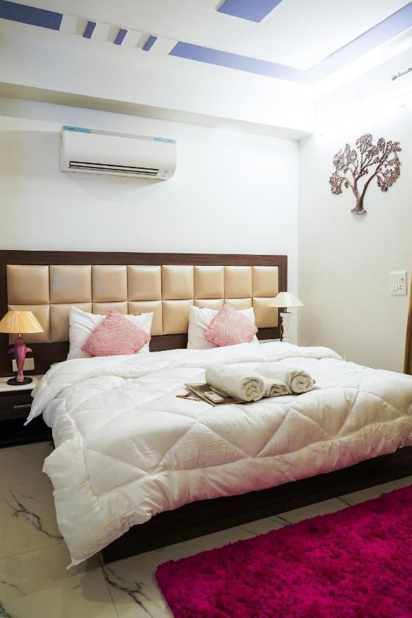 Lime Tree Service Apartment - Near Artemis Hospital ,Γκουργκάον Εξωτερικό φωτογραφία