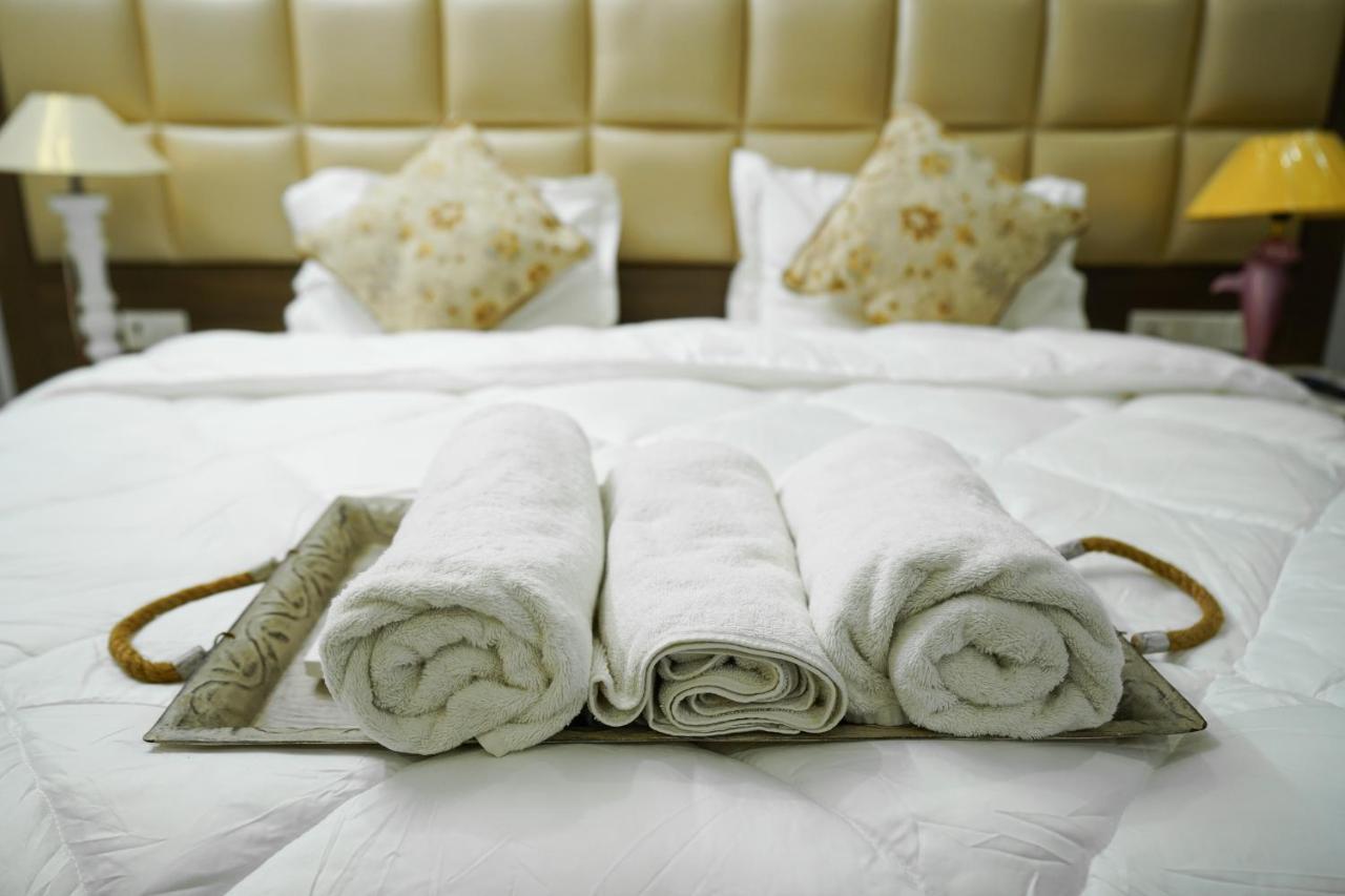 Lime Tree Service Apartment - Near Artemis Hospital ,Γκουργκάον Εξωτερικό φωτογραφία
