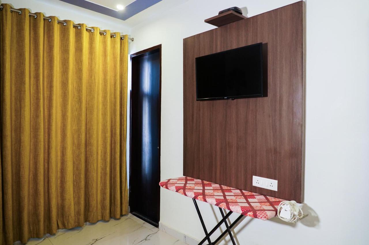 Lime Tree Service Apartment - Near Artemis Hospital ,Γκουργκάον Εξωτερικό φωτογραφία