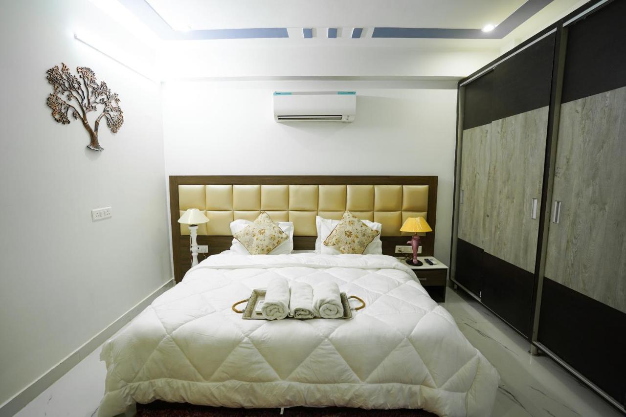 Lime Tree Service Apartment - Near Artemis Hospital ,Γκουργκάον Εξωτερικό φωτογραφία