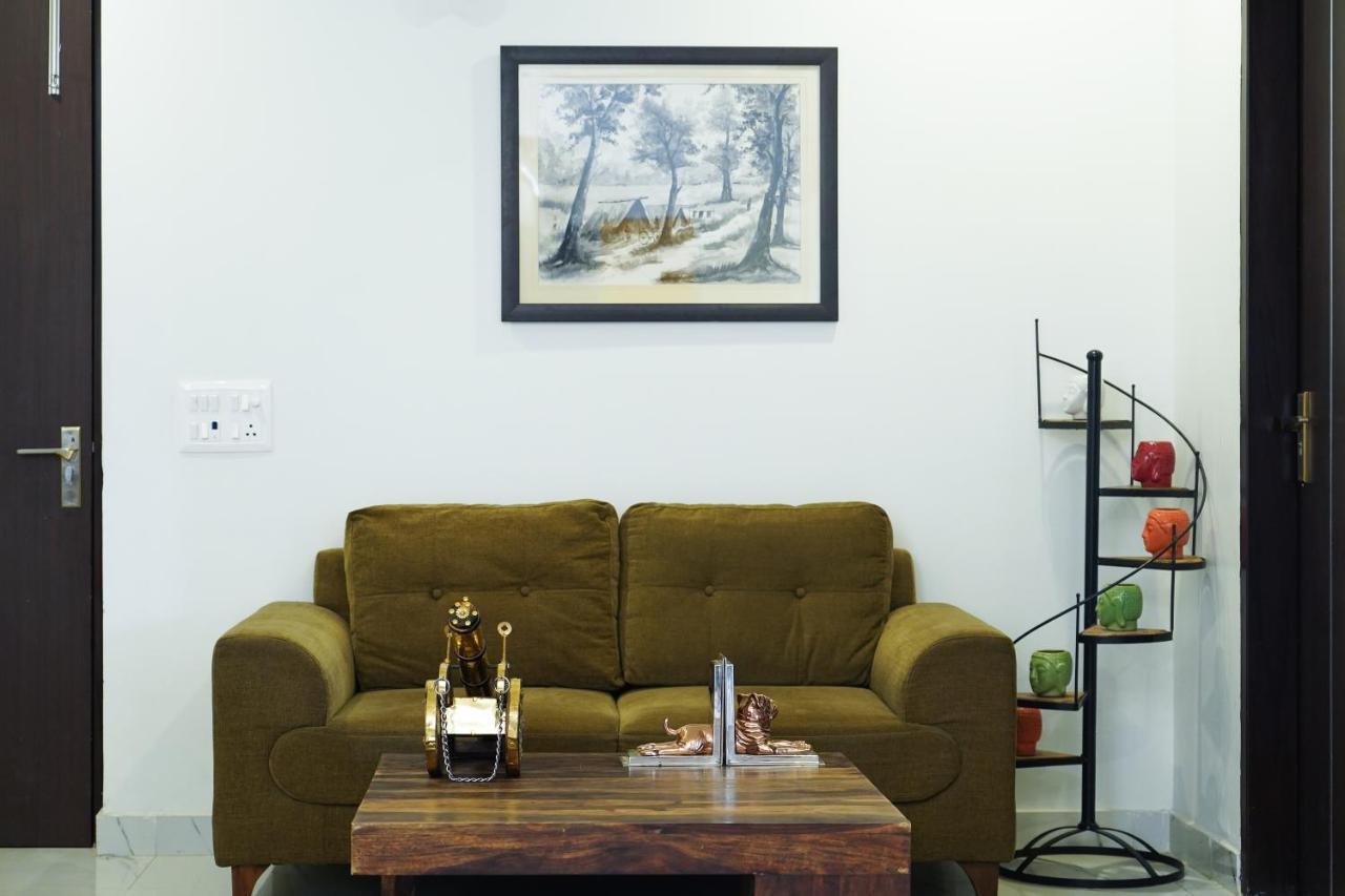 Lime Tree Service Apartment - Near Artemis Hospital ,Γκουργκάον Εξωτερικό φωτογραφία