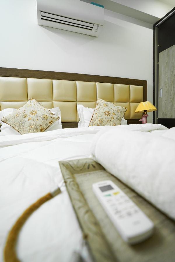 Lime Tree Service Apartment - Near Artemis Hospital ,Γκουργκάον Εξωτερικό φωτογραφία